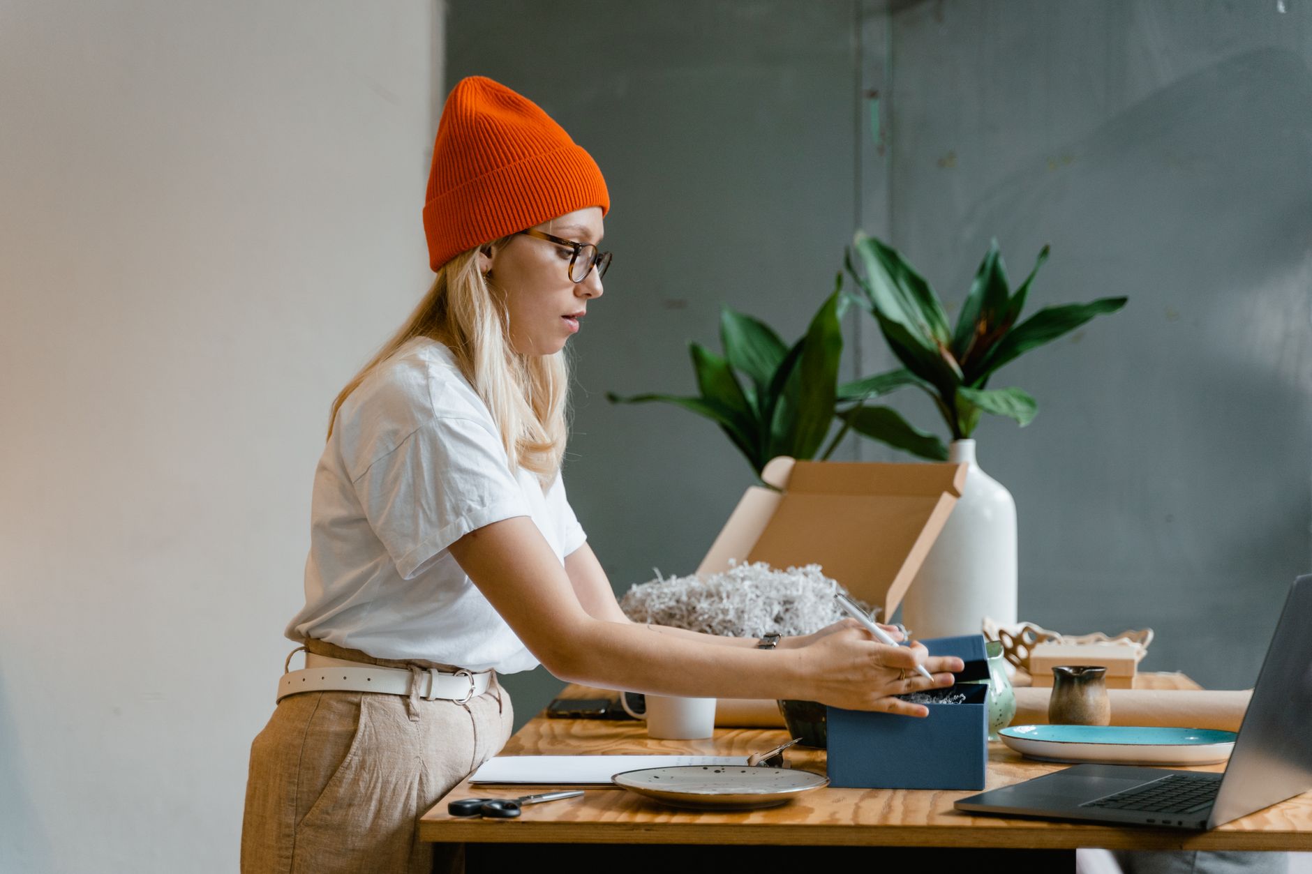 A store owner overwhelmed after abandoning a content calendar