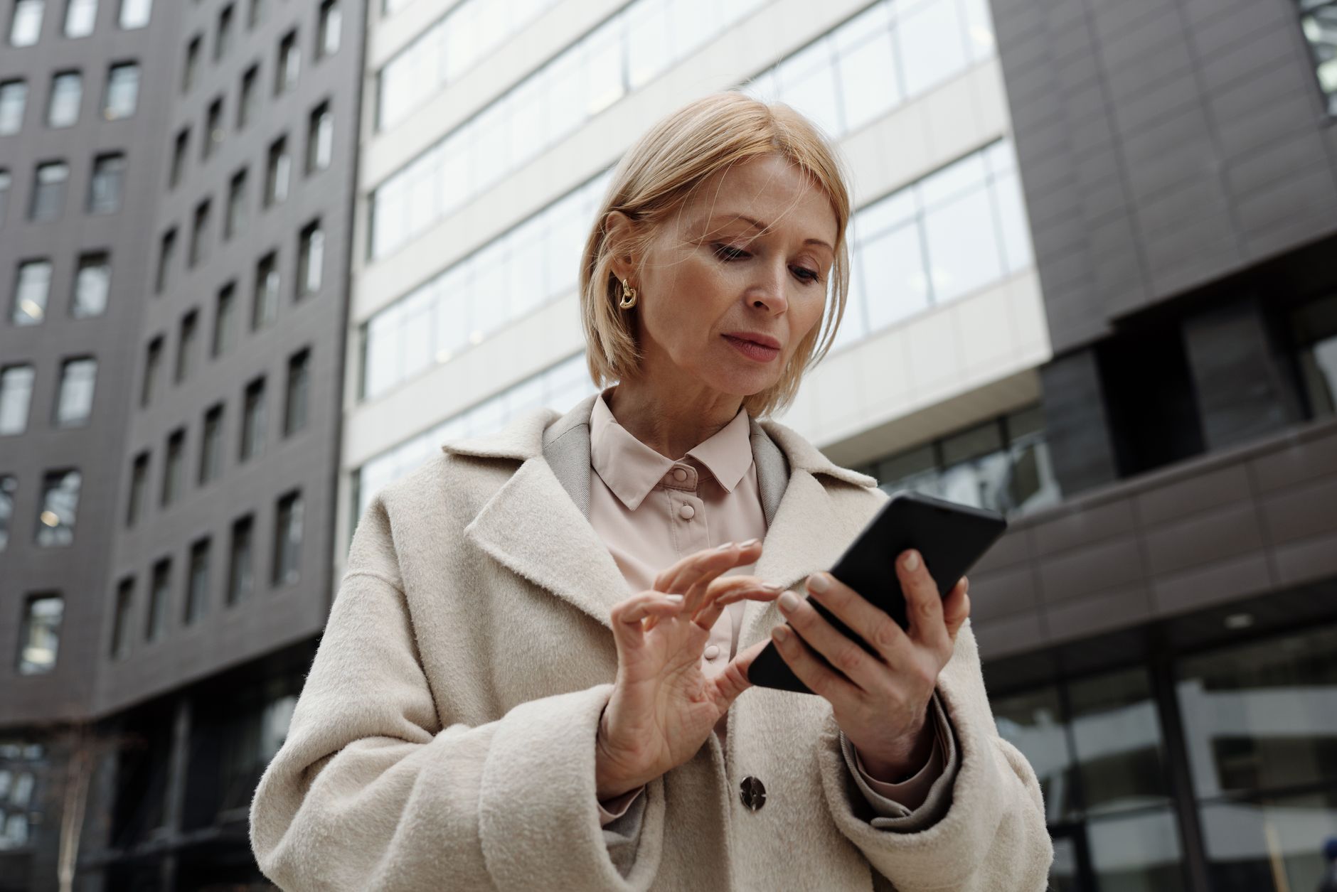 A consultant sending a quick update message between projects